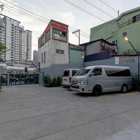 Ihotel Uptown Bgc Тагиг Экстерьер фото